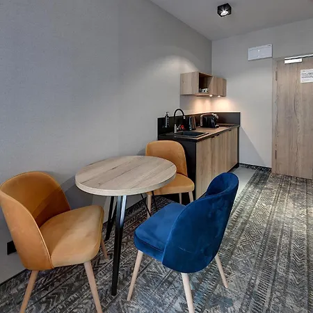 Apartmán Rentplanet - Gorna Z Dostepem Do Basenu *